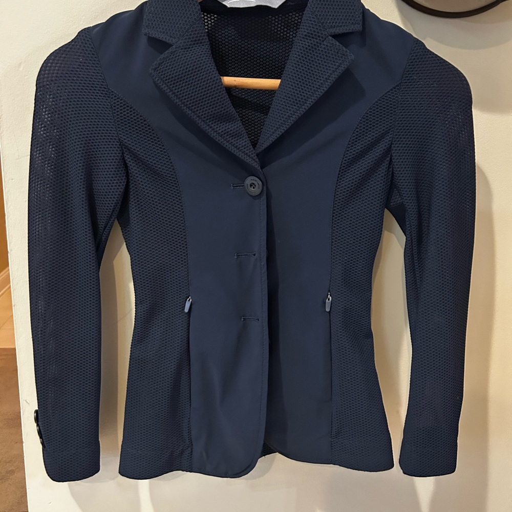 RJ Classics, navy, mash, equestrian show jacket child size 8R.